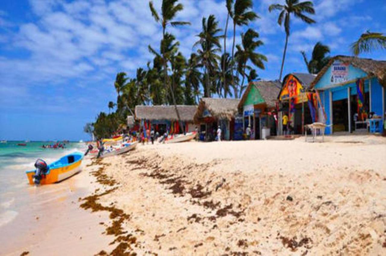 Chic Beachfront Apartment - Private Beach Access Punta Cana Exterior photo